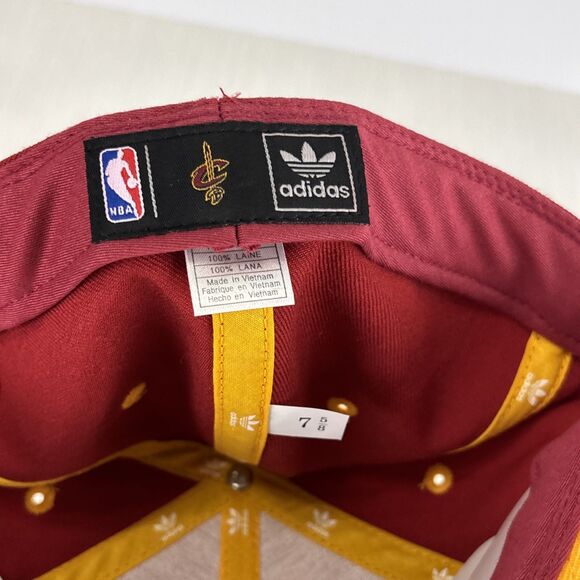 Adidas Cleveland Cavaliers Flat Brim Fitted Hat Cap 7 5/8 Red Yellow NEW - Picture 7 of 7
